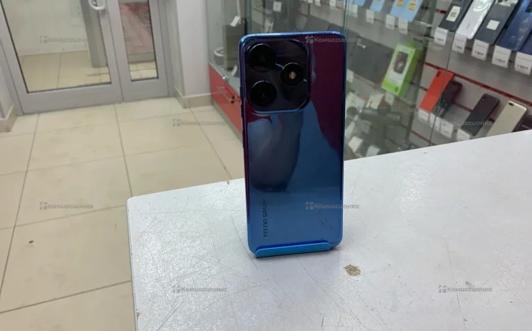 Tecno Spark 10C 4/64 ГБ