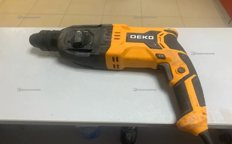 Перфоратор сетевой DEKO DKH950W