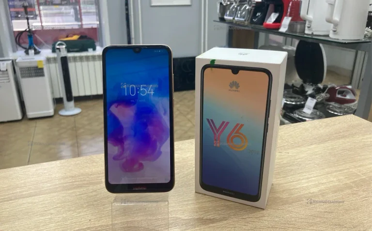 Huawei Y6 2/32 ГБ