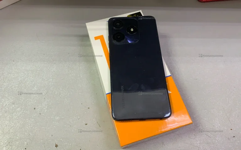 Tecno Spark 10C 4/64 ГБ