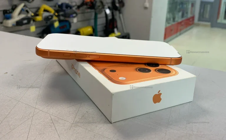 Apple iPhone 17 Pro Max 12/256 ГБ ESIM