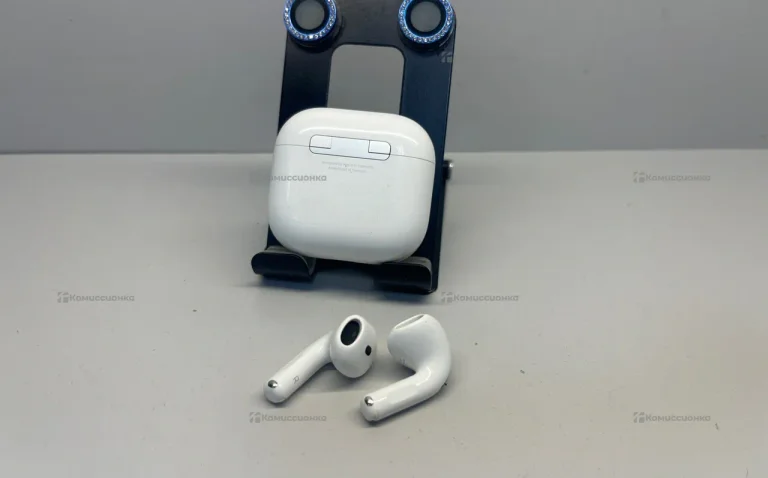AirPods 4