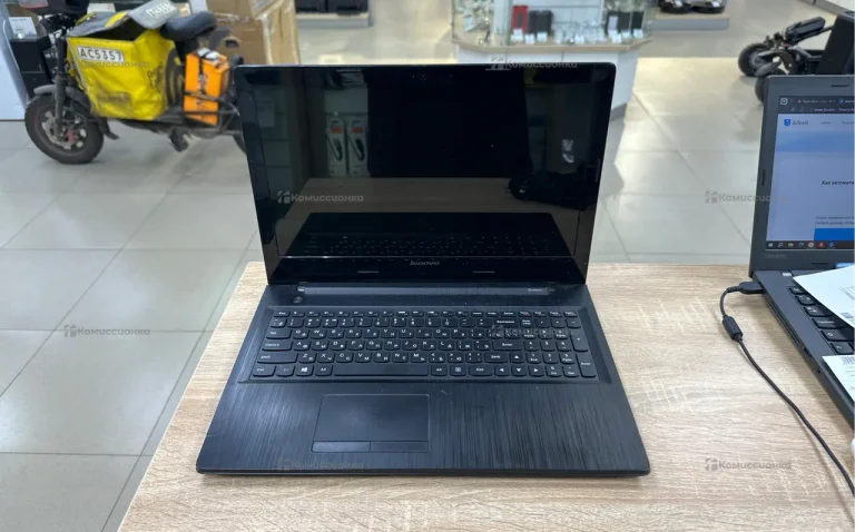 Ноутбук  Lenovo