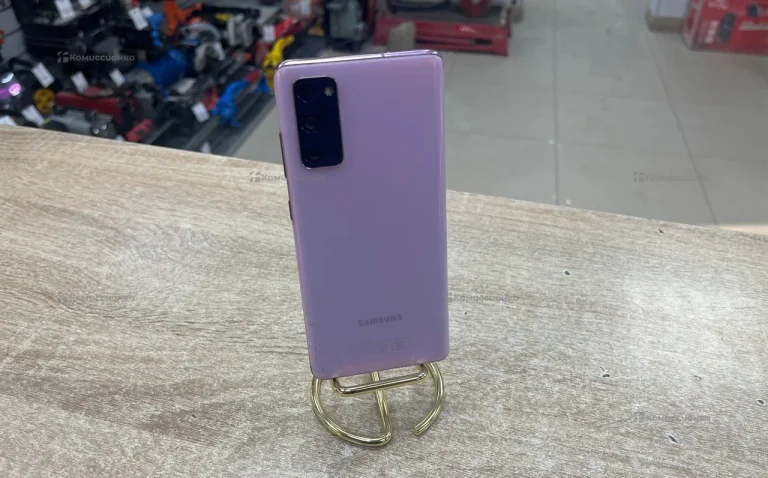 Samsung Galaxy S20 FE 6/128 ГБ