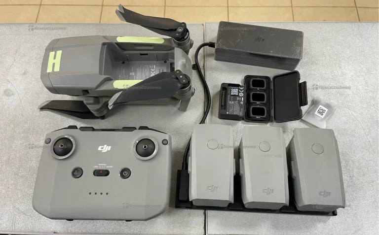 Квадрокоптер DJi Mavic Air 2 Combo