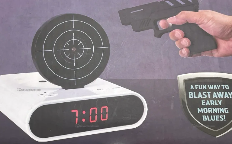 Пистолет с будильником laser target Alarm Clock