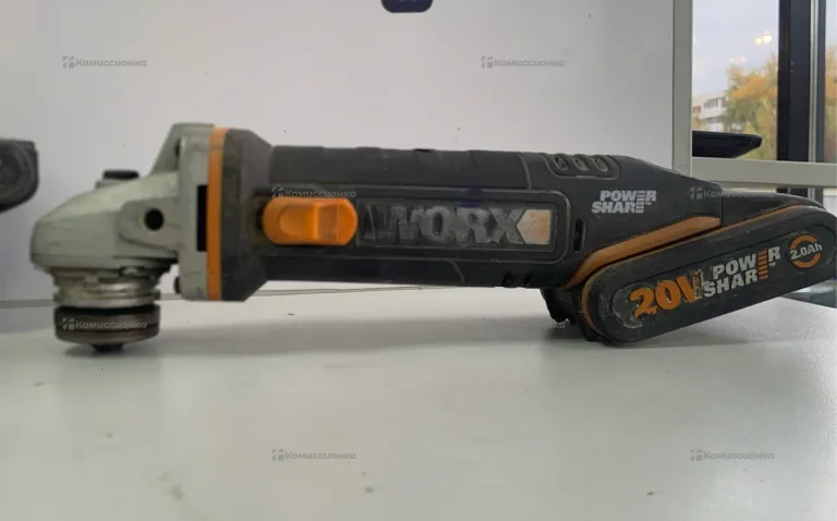 УШМ аккумуляторная Worx WX800 2.0Ач