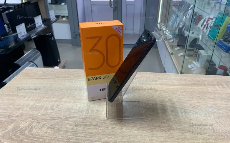 Tecno Spark 30C 4/128 ГБ