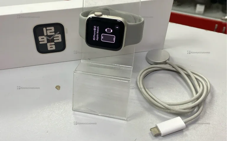 Часы Apple Watch SE 2 40mm