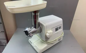 Мясорубка Scarlett