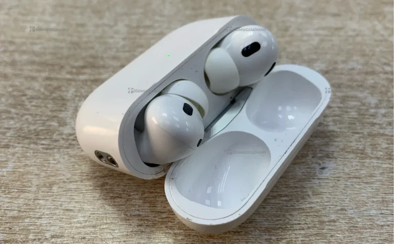 Наушники Apple AirPods Pro (Gen 2)