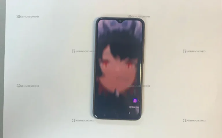 Samsung Galaxy A20 3/32 ГБ