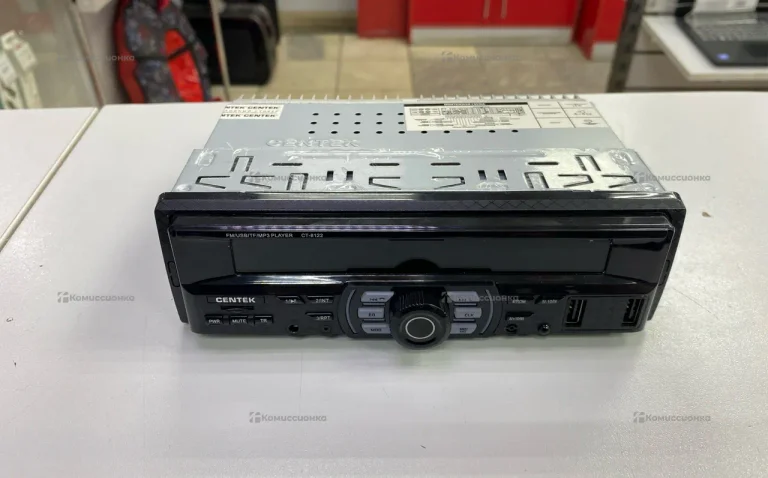 Автомагнитола  Centek CT-8122