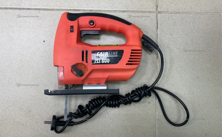 Лобзик FairLine JSJ800