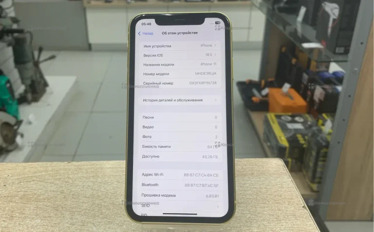 Apple iPhone 11 4/64 ГБ