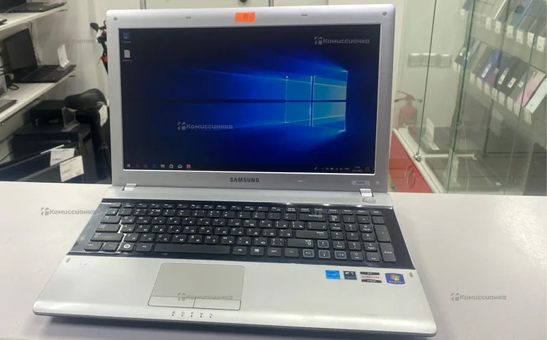 Ноутбук Samsung RV515