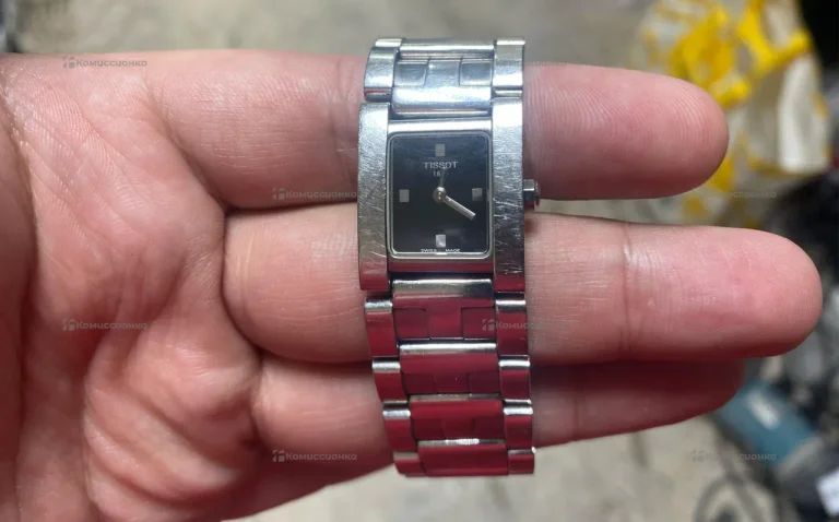 Часы  tissot