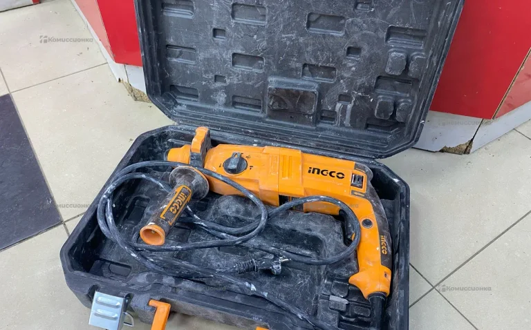 Перфоратор INGCO 800W