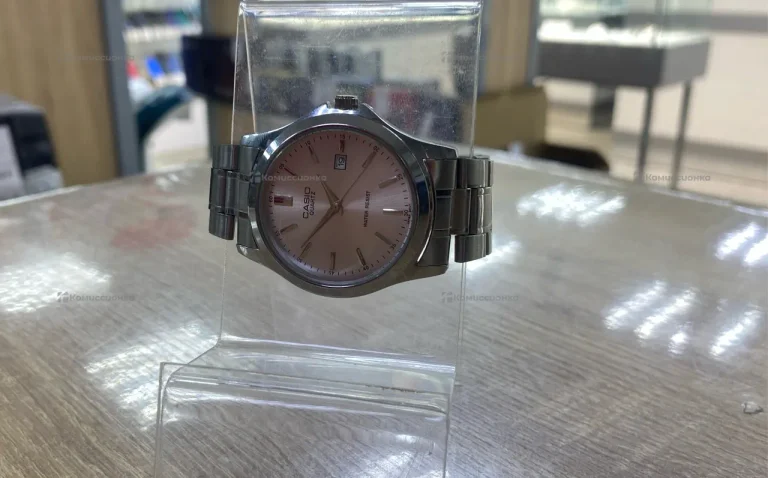 Часы  CASIO REPL