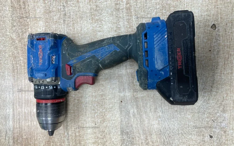 Аккумуляторный шуруповерт Triger 20121