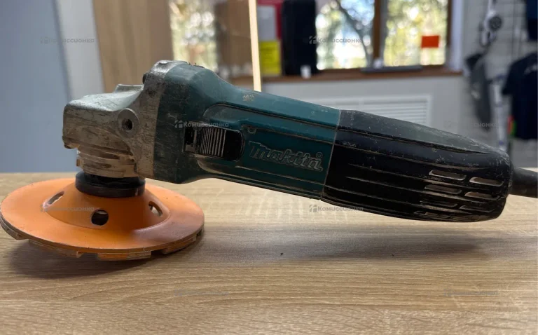 УШМ Makita GA5030