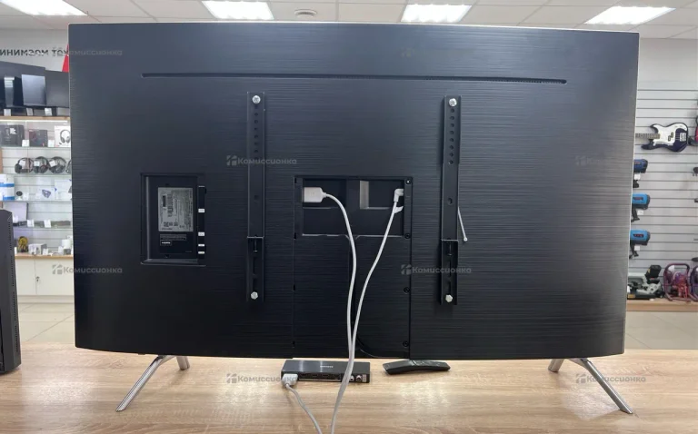 Телевизор Samsung UE55MU7500U