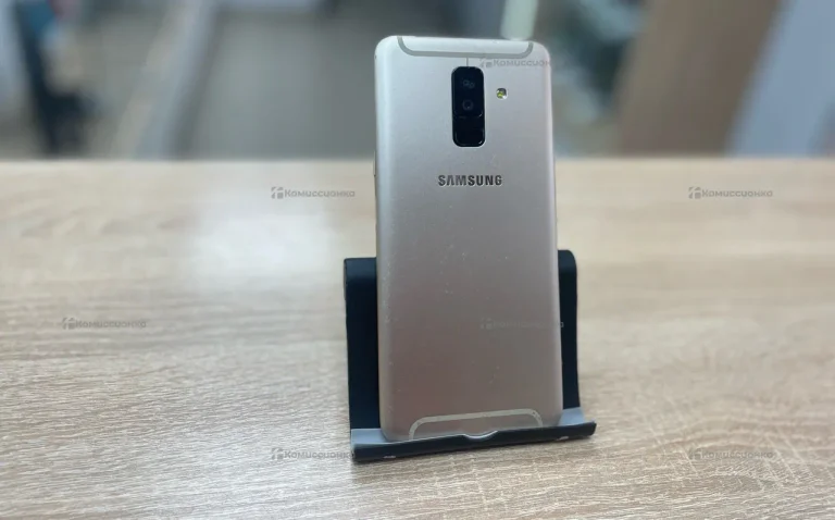 Samsung Galaxy A6 (2018) 3/32 ГБ