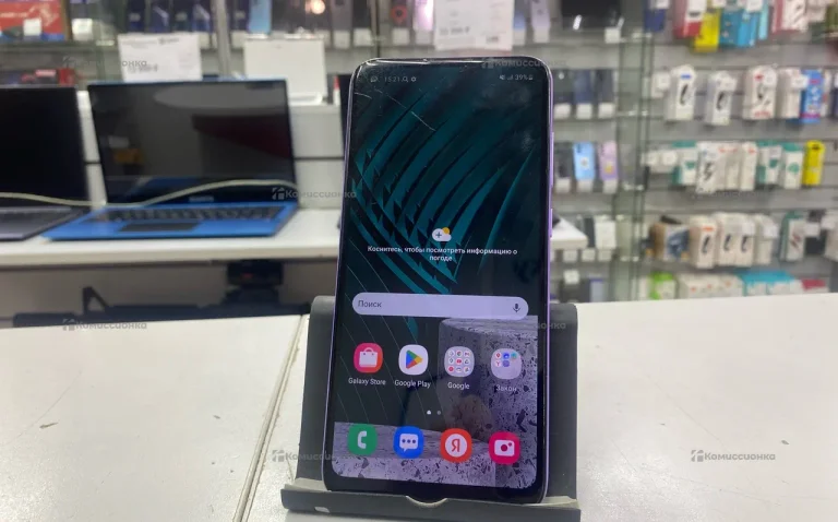 Samsung Galaxy M11 3/32 ГБ