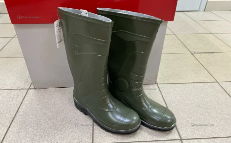 Сапоги резиновые с металл вставками 43рр