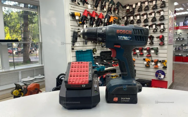 Дрель-шуруповерт Bosch GSR 14,4-2-LI 1.3Ah x2
