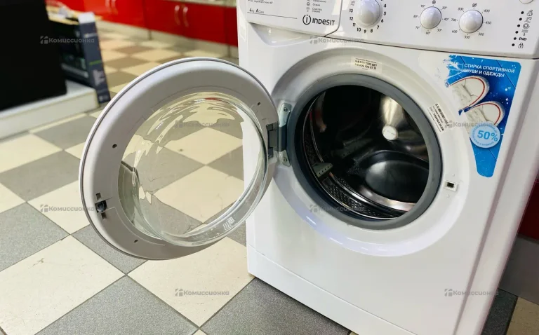 Стиральная машина Indesit IWUD 4085