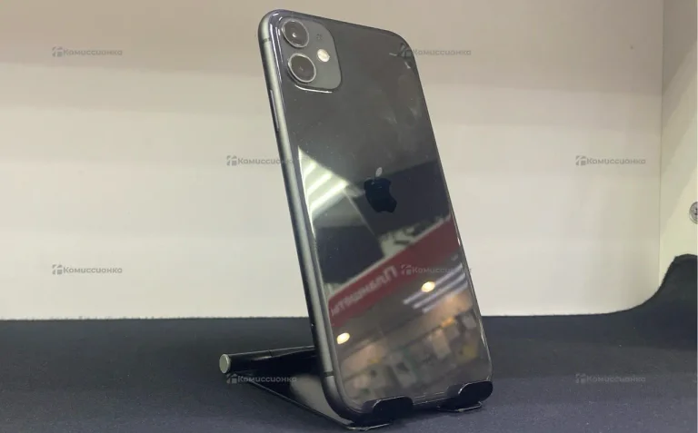 Apple iPhone 11 4/64 ГБ