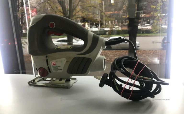 Лобзик 750вт