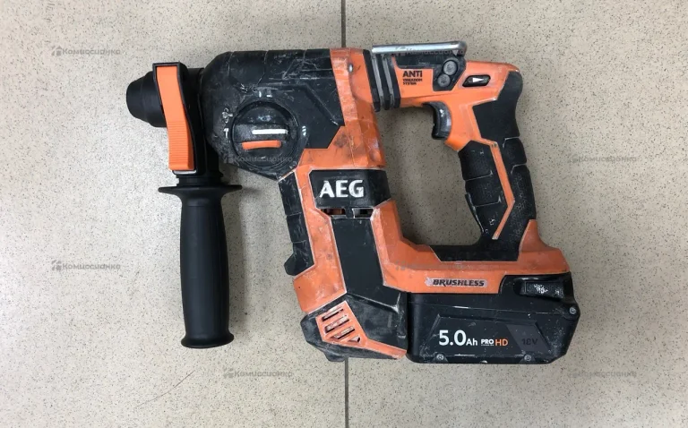 Аккумуляторный перфоратор AEG BBH18BL