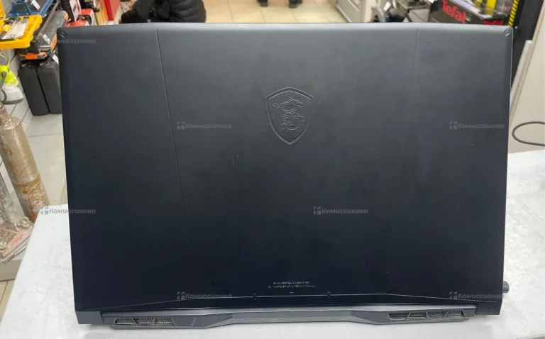 Ноутбук MSI Katana 17 B12U