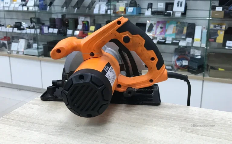 Дисковая пила Вихрь дп-5500м