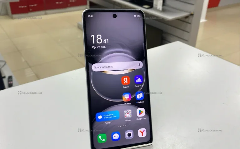 Tecno Spark 30 5G 8/256 ГБ