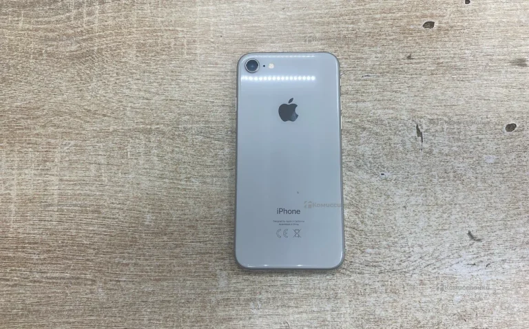 Apple IPhone 8 64Gb