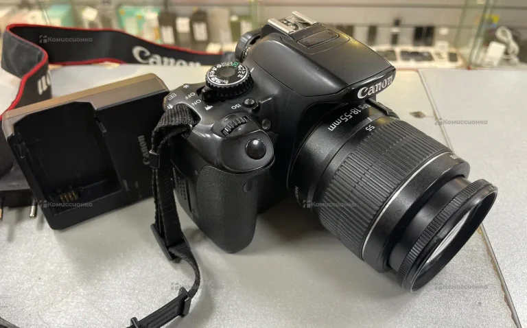 Фотоаппарат  Canon EOS650D