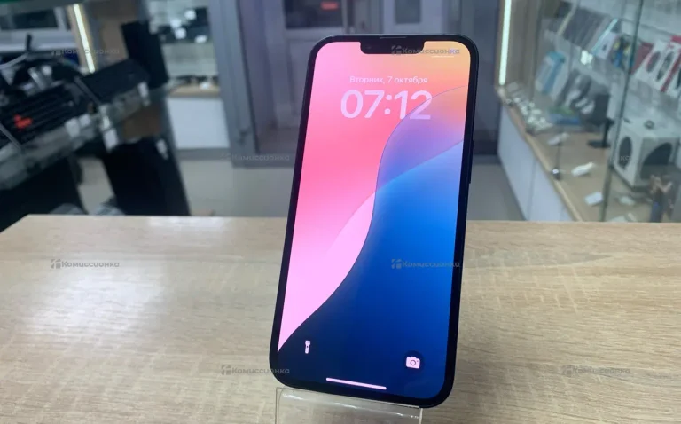 Apple iPhone 13 128 ГБ