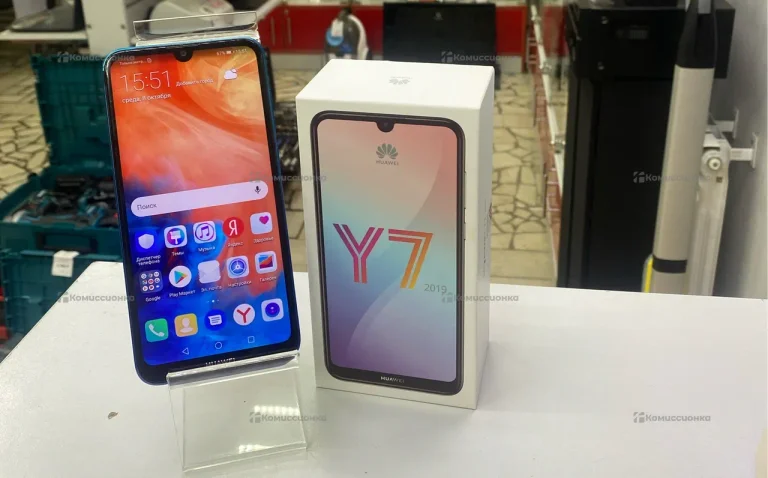 Huawei Y7 (2019) 3/32 ГБ
