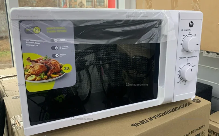 Микроволновая печь HI M020W05