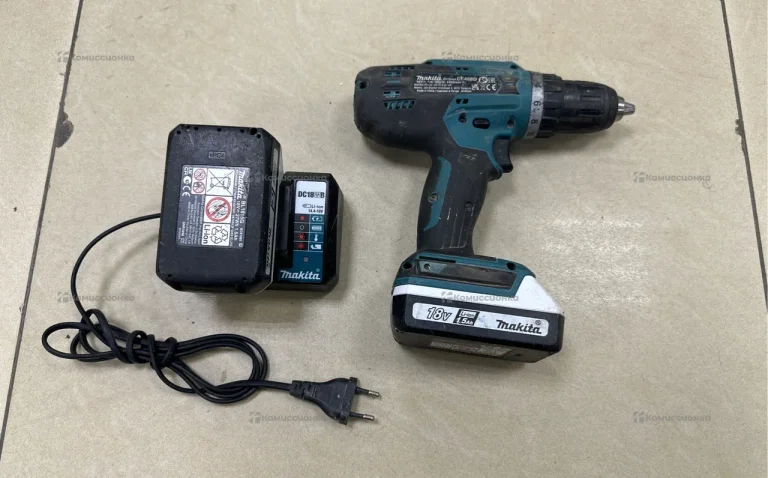 шуруповерт  makita DF488D
