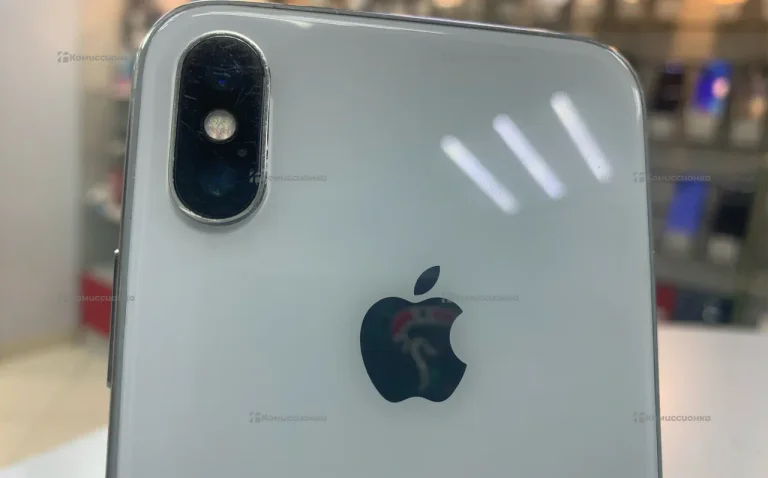 Apple iPhone X 3/64 ГБ