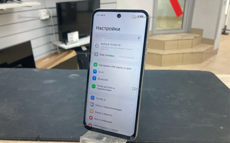 Tecno Spark 40C 8/128 ГБ