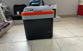 Купить Автомобильный холодильник б/у , в Симферополь Цена:1900рублей