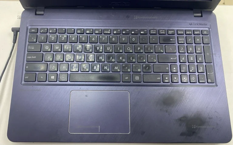 Ноутбук  Asus Vivobook 15 X540UBR