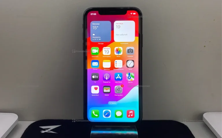 Apple iPhone 11 4/64 ГБ
