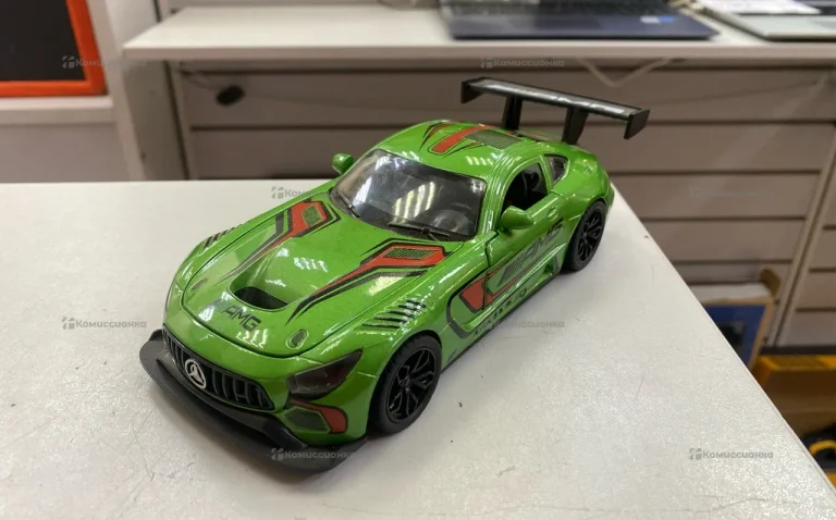 Машинка металлическая Mercedes Benz AMG GT-R Bibalu 270898435