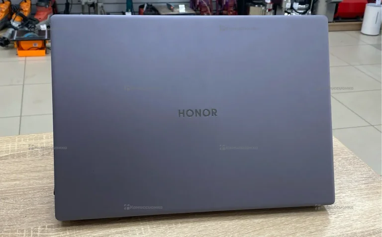 Ноутбук  Honor